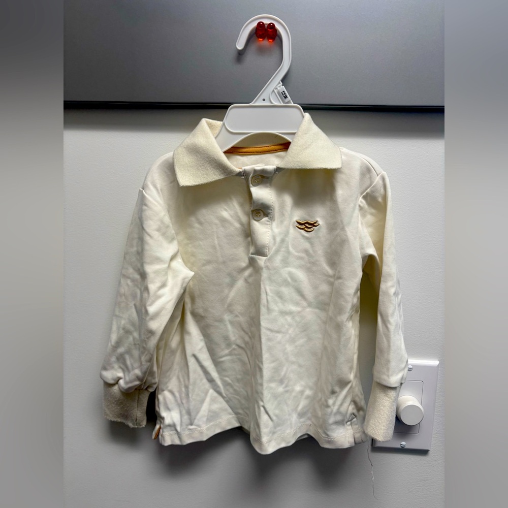 Henry Duvall collared shirt 12-18 mo.  So soft and stretchy!